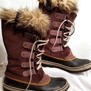 11 Sorel Joan of Actic Suede Leather Brown Boots
